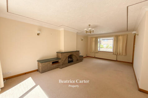 Hornbeam Road, Mildenhall photo 4