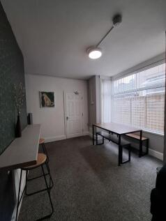 Furnished Room | Legsby Avenue, Grimsby
