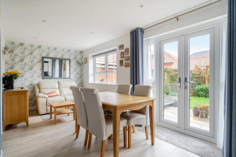 1388215-9-6938296...