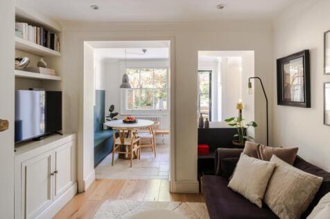 London, SW4 - property photo