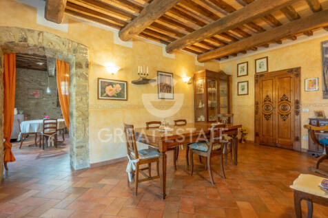 Interno