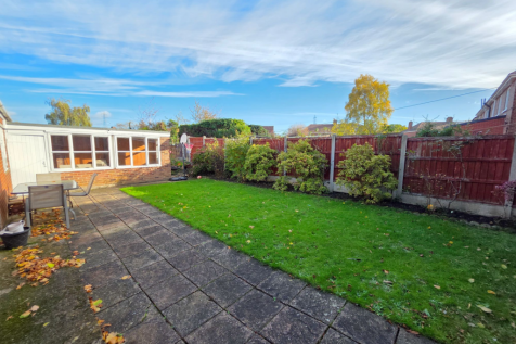 Doncaster, DN3 - property photo