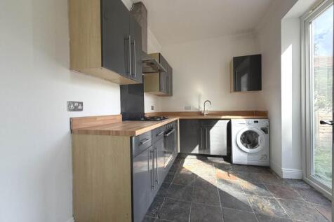 Beechey Road, Bournemouth, BH8 *Garden Apartment* photo 4