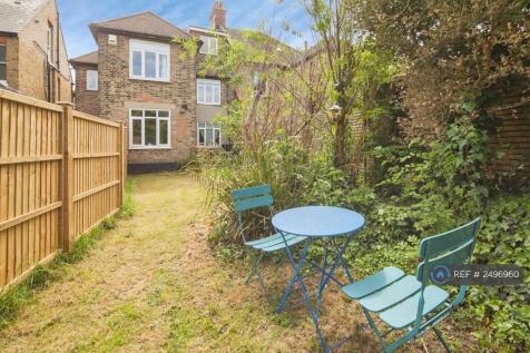 Garden (Beyond Patio Area Facing Back To Flat)