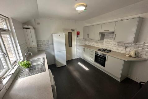 Flat 25 A Bath Street, CV31 3AF photo 4