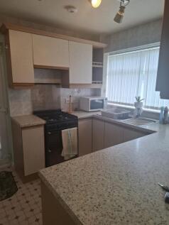 Whernside Avenue, Ashton-Under-Lyne, OL6 photo 4