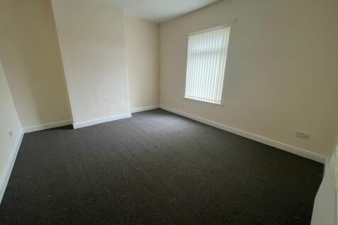 Rathbone Street, Rochdale, OL16 5BH photo 5