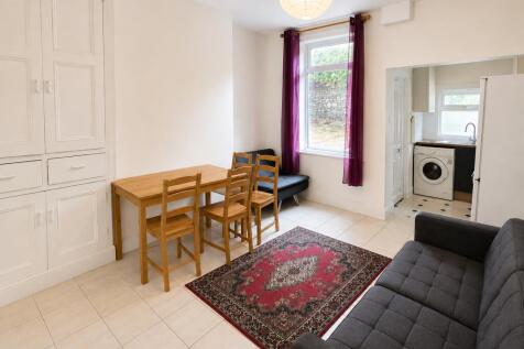 36 Beehive Road, Crookesmoor photo 4