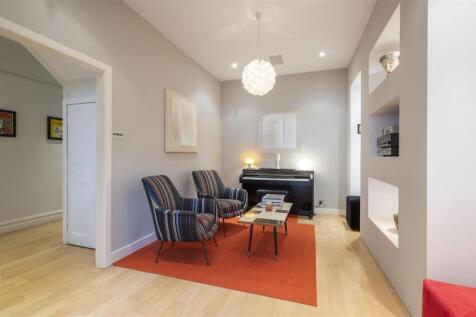 8b Spencer Hill,2.jpg