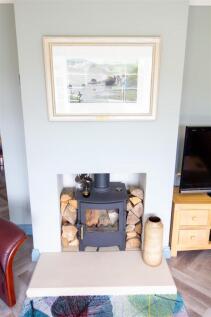 Living Room-17.jpg