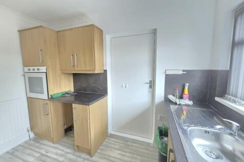 Rimdale Drive, Stockton-On-Tees, Durham, TS19 photo 4