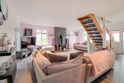 Sitting Dining Room