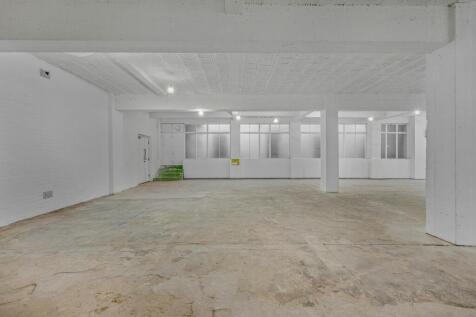 hall 12.jpg