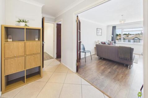 Presented by Clinton at EweMove Bexleyheath and Da