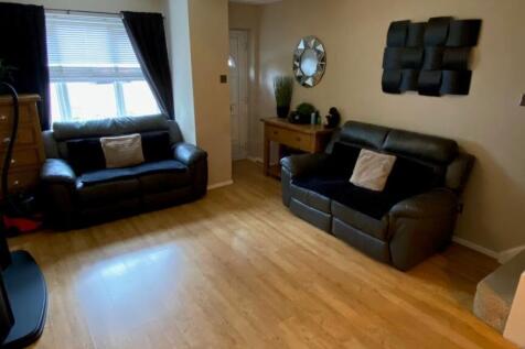 Peel Close, Darlaston, Wednesbury photo 3