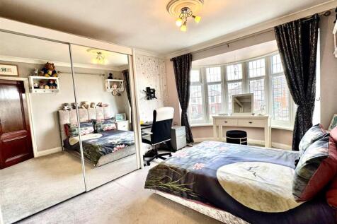 WhatsApp Image 2025-09-26 at 14.08.11 (4).jpeg