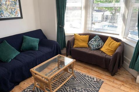 Paget Rise, London, SE18 3QQ photo 5