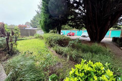 Communal garden.jpg