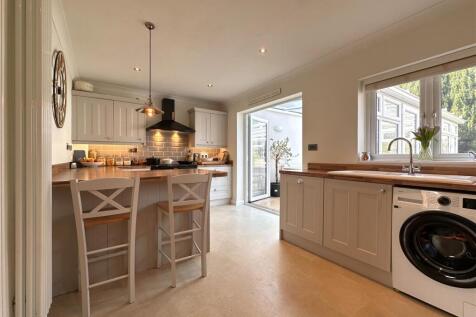 Open-Plan Dining Kitchen 780