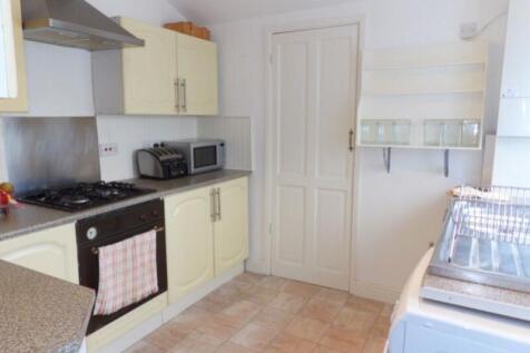 Hummer Road, Egham, Surrey, TW20 photo 3