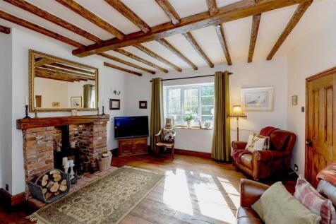 Lounge 1 SAPL8682-CR3-20250330-DxO_DeepPRIME XD2.j