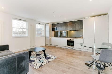 Open-Plan Kitchen/Lounge