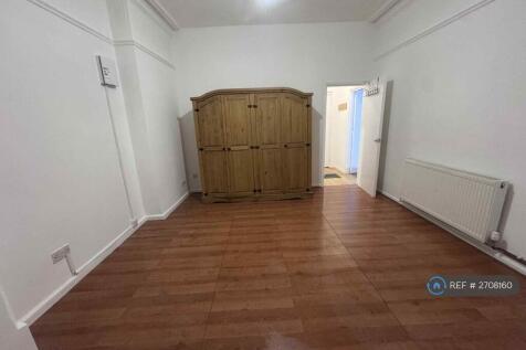 Bedroom With Wardrobe Supplied