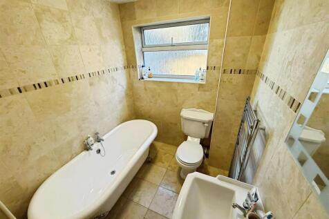 1a371536-PHOTO-2025-12-03-09-45-28 209.jpg