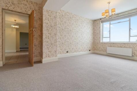 Hornyold Court, 161 Wells Road, Malvern, Worcestershire, WR14 4HA photo 4