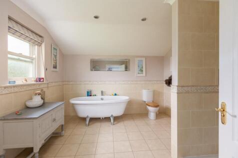 Principal Bedroom Suite