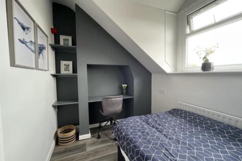 28 GW Bedroom