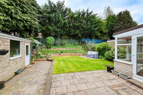 19 Bramstead Avenue-2.jpg