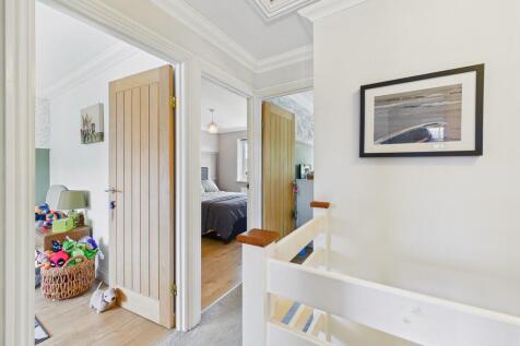 CAM05068G0-PR0059...