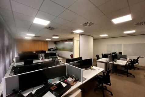 Suite 001 West 1.jpg