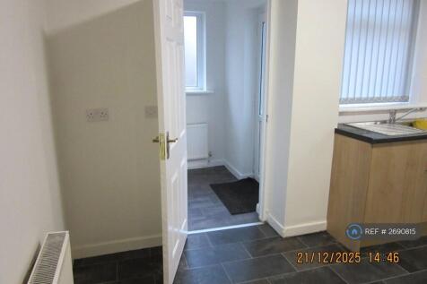 Kitchen To Utility Room