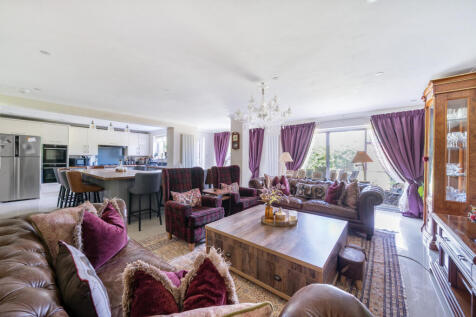 1299911-2-683804c...