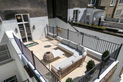 6 bed, 6 bath Terraced in london - Photo 19