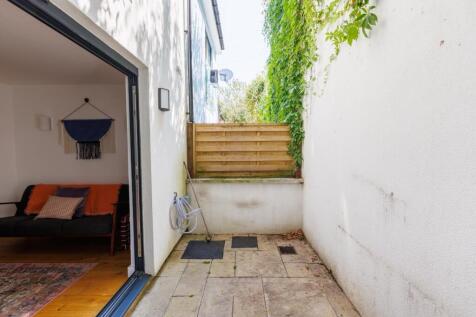 60 Sydenham Road_EXT-2.jpg