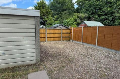 Garage &amp; Parking