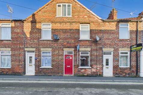 2 Bedroom Mid Terrace House - For Sale