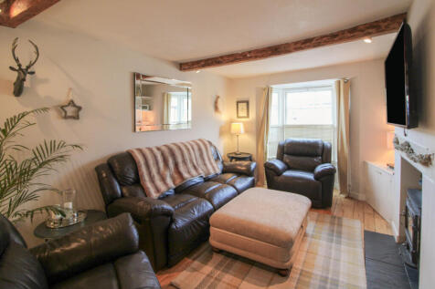 Grade II Listed Character Townhouse