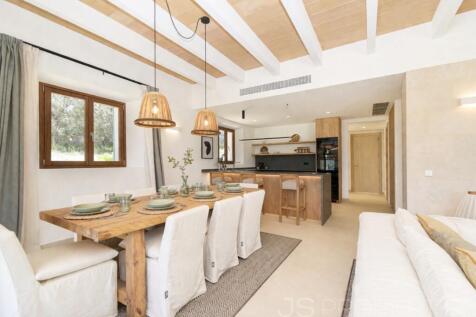 Exclusive New-Build Estate with Pool and Panoramic Views in the Sought-After Area of Cas Concos
