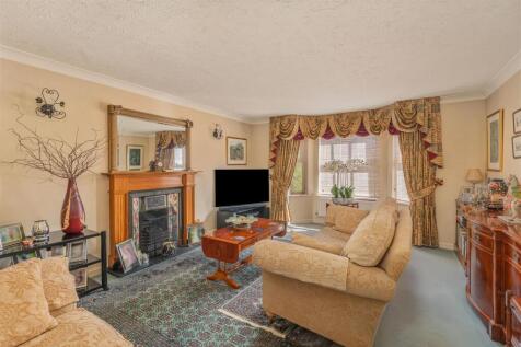 67 Waller Drive, Banbury-6.jpg
