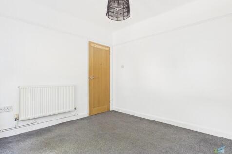 Rosefield Avenue, Bebington photo 5