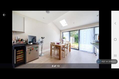 Evelyn Gardens, Taplow, Maidenhead, SL6 photo 3