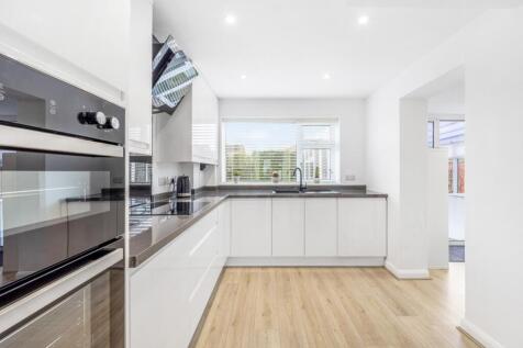 69 Cathedral Drive (Spalding)-15