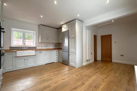 Superb Handmade Kitchen 852
