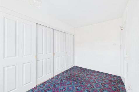 Bedroom:
