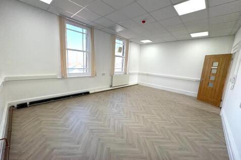 Serviced Office to rent Image 9
