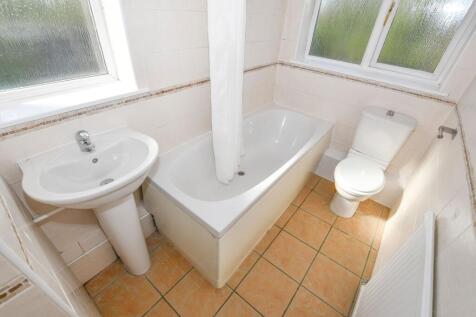 Meadow Close, London Colney, AL2 photo 4